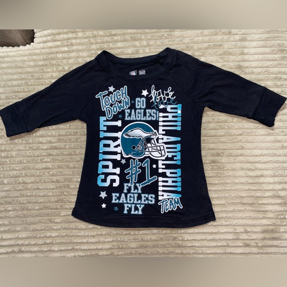 🦅 Philadelphia Eagles Girls Long Sleeve Tee | Size 6/7 | NFL Team Apparel 🖤💚🤍 - Picture 1 of 6